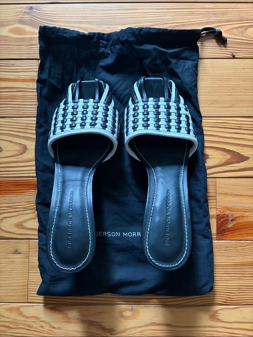 Sigerson Morrison | Black and white heels